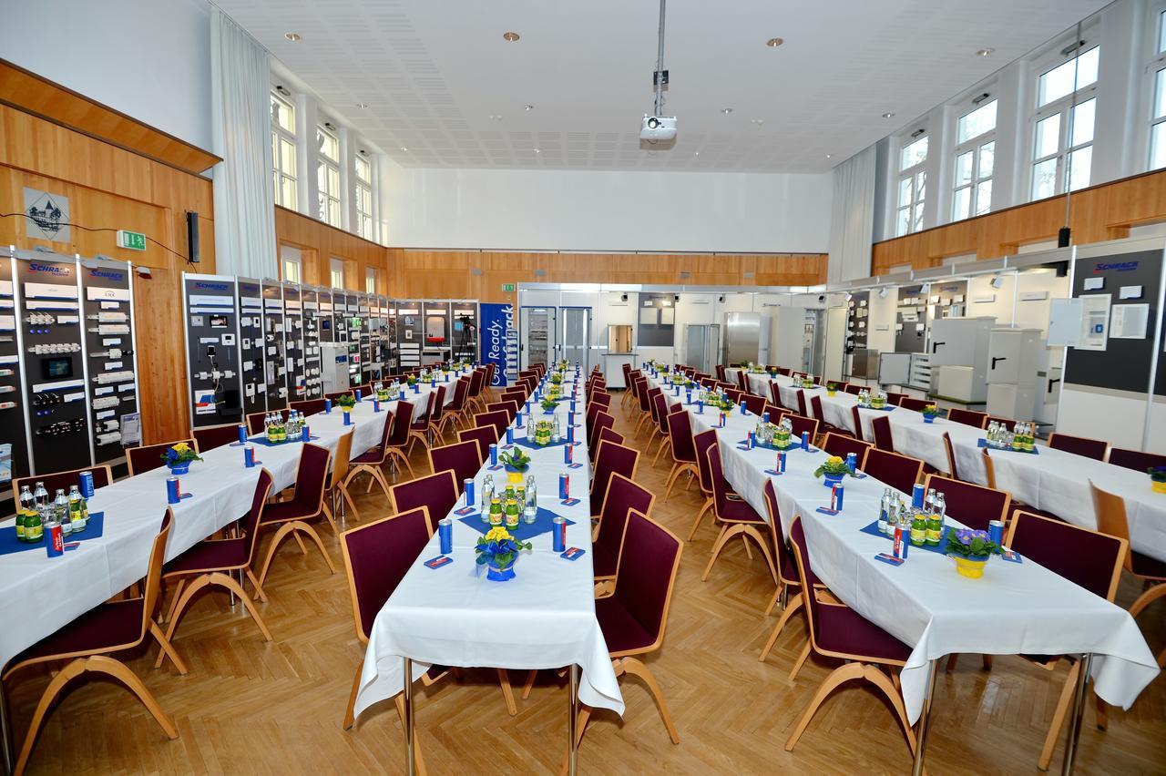 Bildungshaus Schloss Krastowitz Hotel Klagenfurt am Woerthersee ภายนอก รูปภาพ