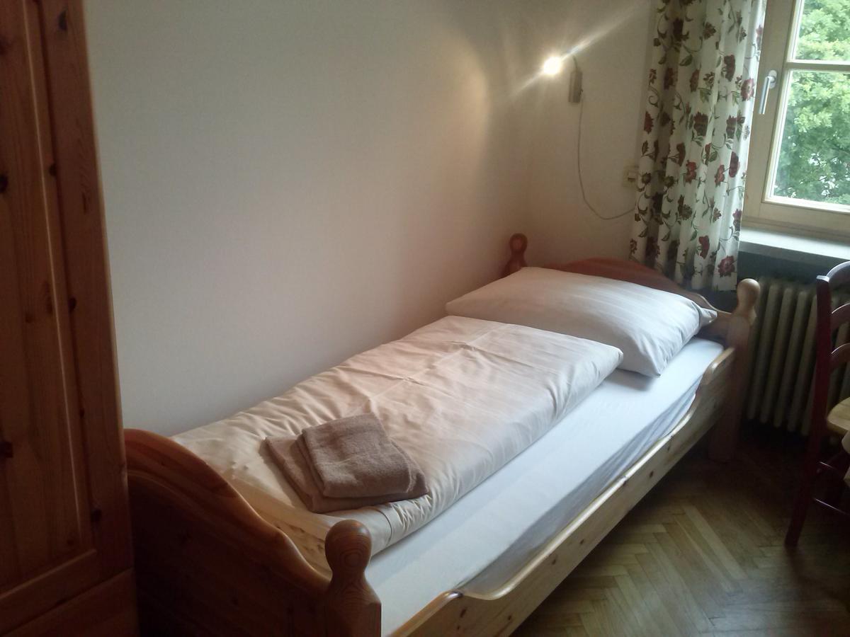 Bildungshaus Schloss Krastowitz Hotel Klagenfurt am Woerthersee ภายนอก รูปภาพ